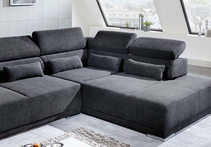 Sofa mit verstellbarer Rückenlehne und Nackenstütze